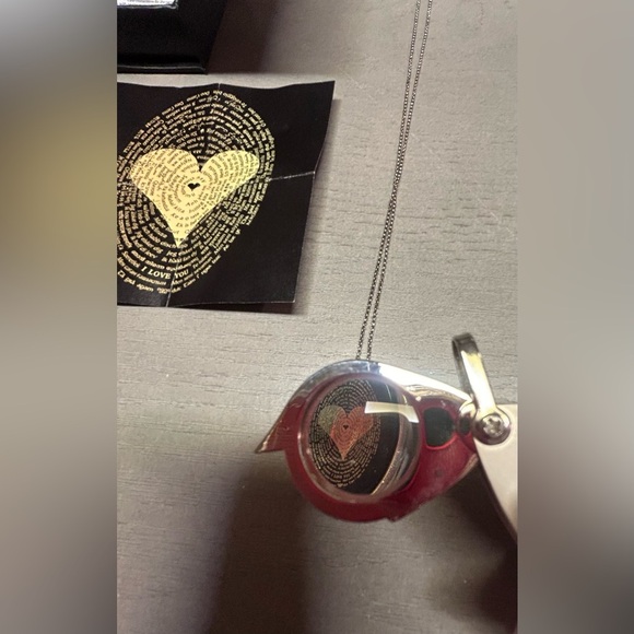 NanoStyle‎ Love Necklace with I Love You inscribed in 120 languages. See below - Picture 7 of 12